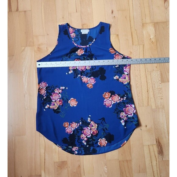 Van Heusen sleeveless blue floral top, Medium - Picture 4 of 7